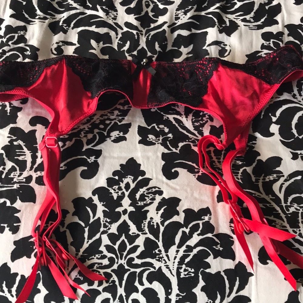 Garter belt. Corset sold separately